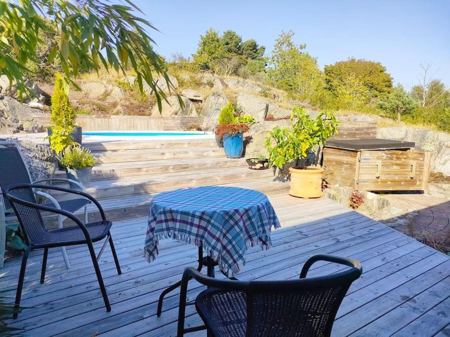 Appartement Quiet And Comfy With Swimming Pool à Onsala Extérieur photo